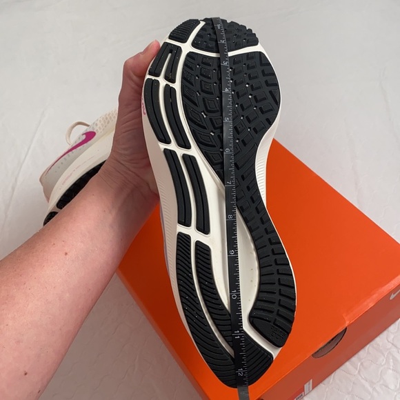 Nike Air Zoom Pegasus 37 Pale Ivory running sneakers size 10 - Picture 8 of 14